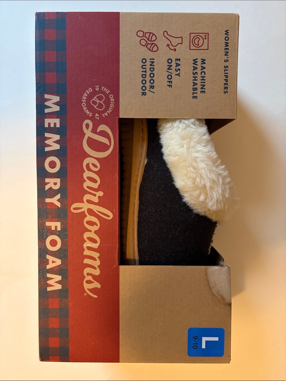 Dearfoams Memory Foam Black Slippers with Cream Faux-Fur
